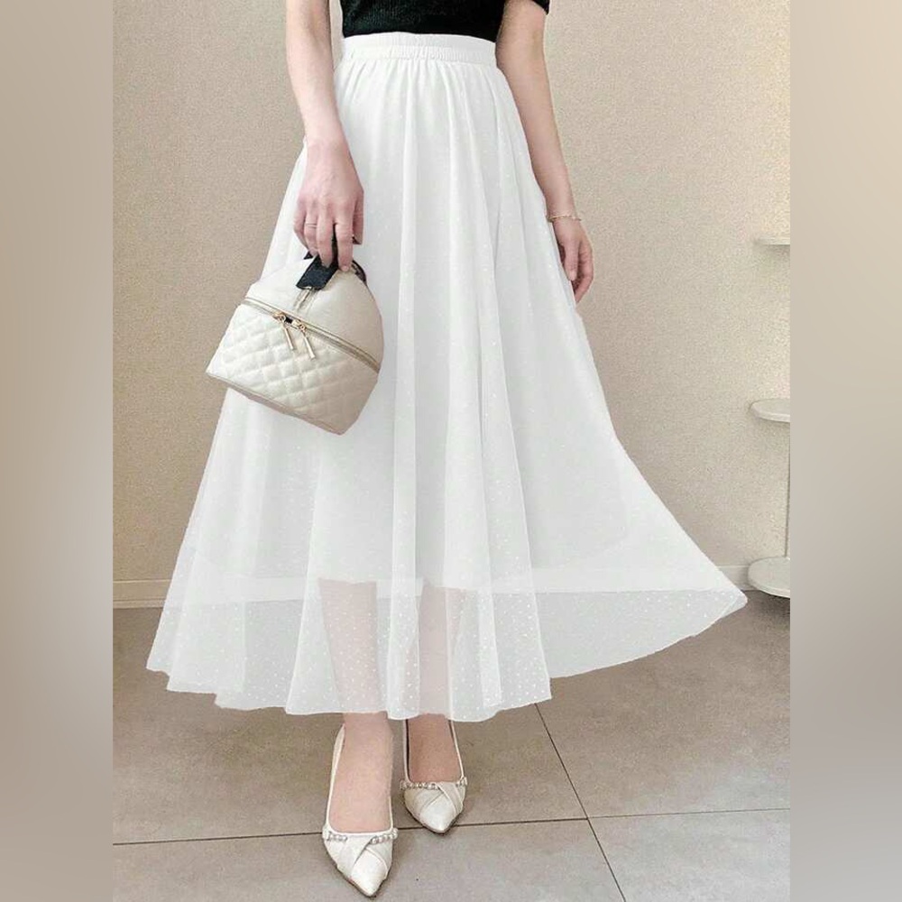 Elegant White Mesh Midi Skirt - Picture 3 of 6